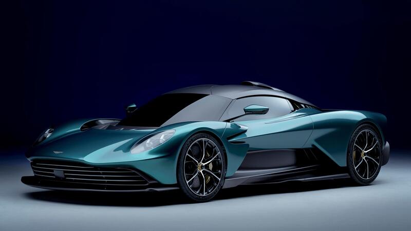 Aston Martin Valhalla, l&#039;hypercar ibrida da 950 CV