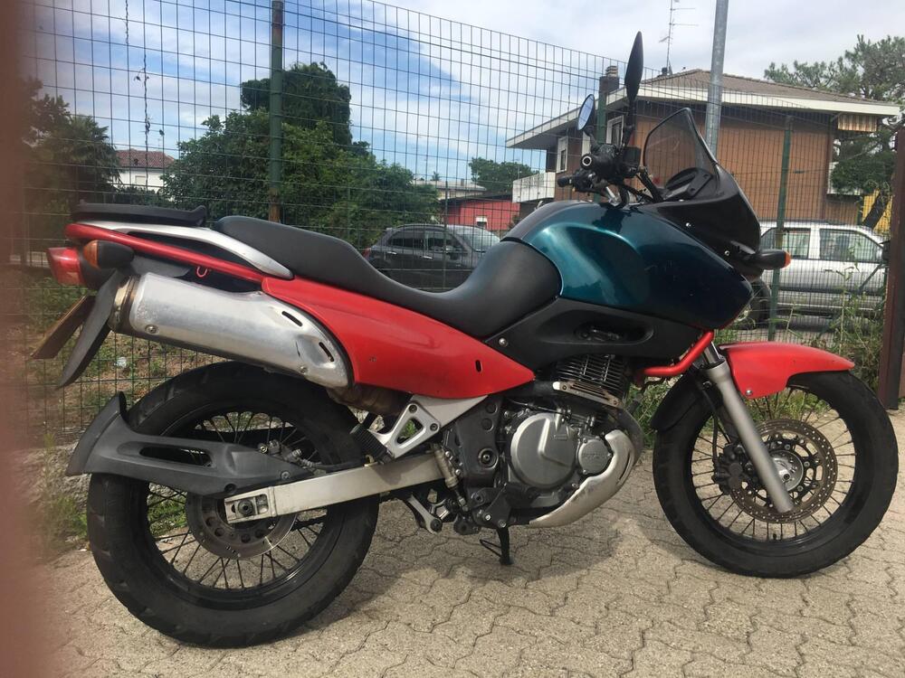 Suzuki XF 650 Freewind (1997 - 03) (3)