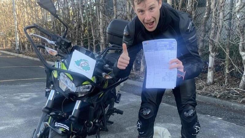 SBK. Jonathan Rea ha preso la patente per la moto