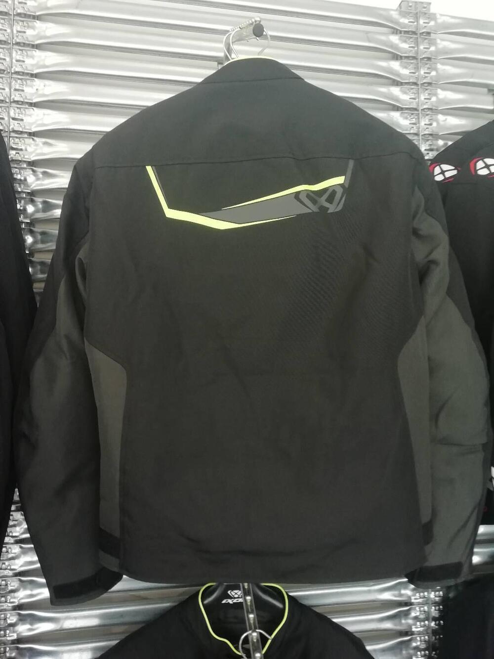 Giacca da moto Ixon mod. Challenge Giallo/nero (3)