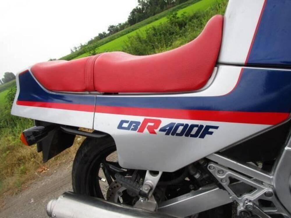 Honda CBR 400 F F3 ENDURANCE (2)