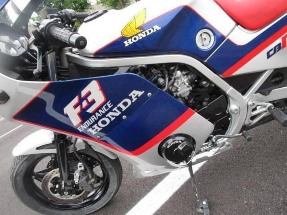 Honda CBR 400 F F3 ENDURANCE (9)