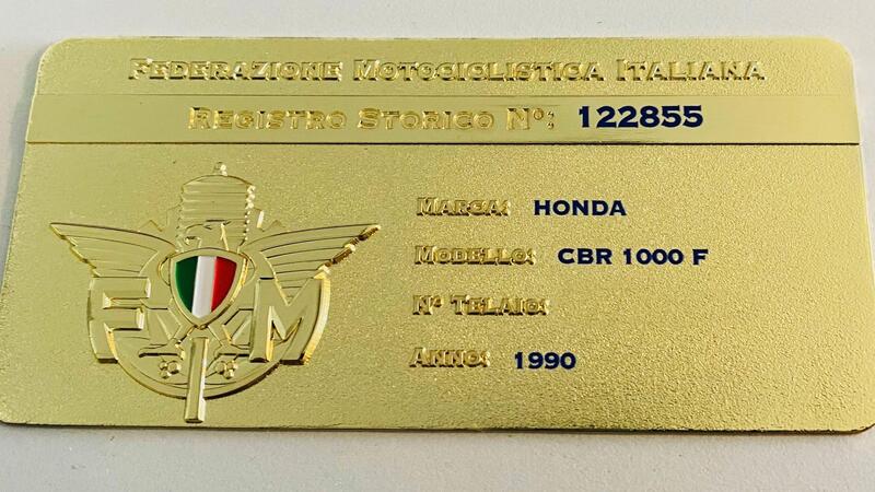 Registro Storico: la nuova targa metallica