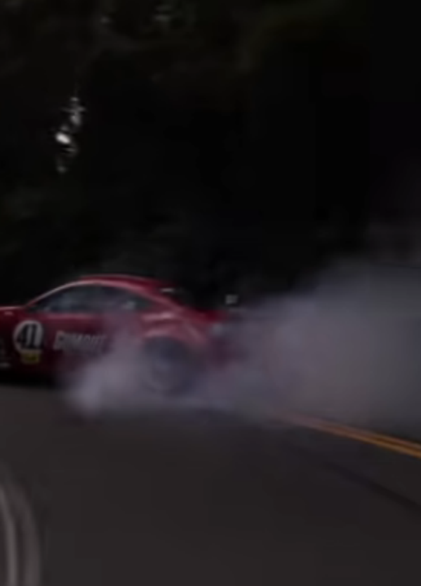 La Toyota GT86 con il cuore della Ferrari 458: brutto botto al primo giro [VIDEO]