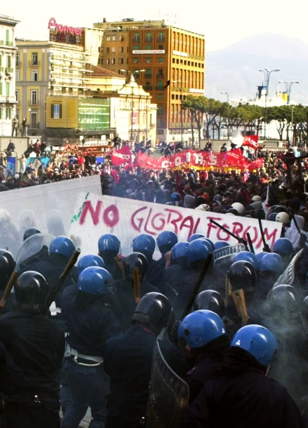 Violenze, falsi miti, leader spariti: ecco la contronarrazione a vent&rsquo;anni dal G8 di Genova