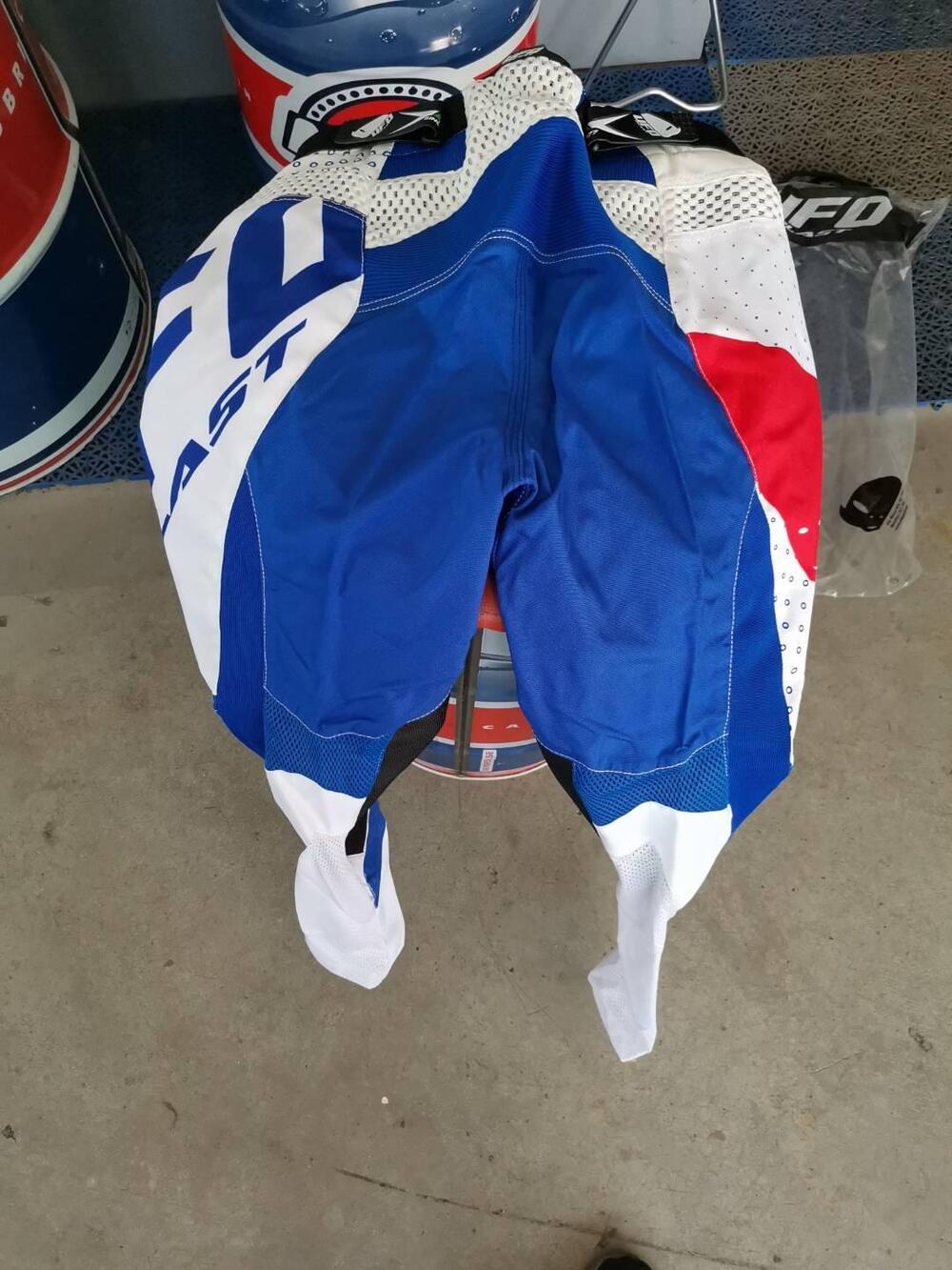 Pantalone Ufo Plast (2)