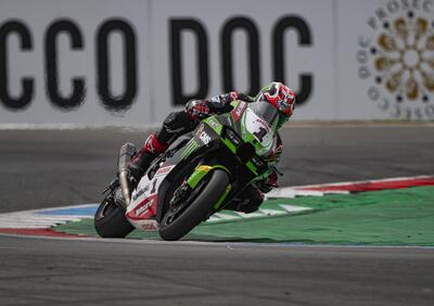 SBK 2021. GP d'Olanda: Jonathan Rea domina anche la Gara2 di Assen