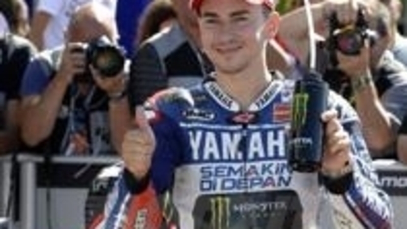 Lorenzo vince il GP di San Marino