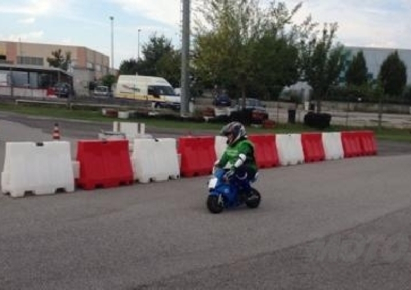 Primi Passi Minimoto, un appuntamento per avvicinare i pi&ugrave; piccoli alle due ruote