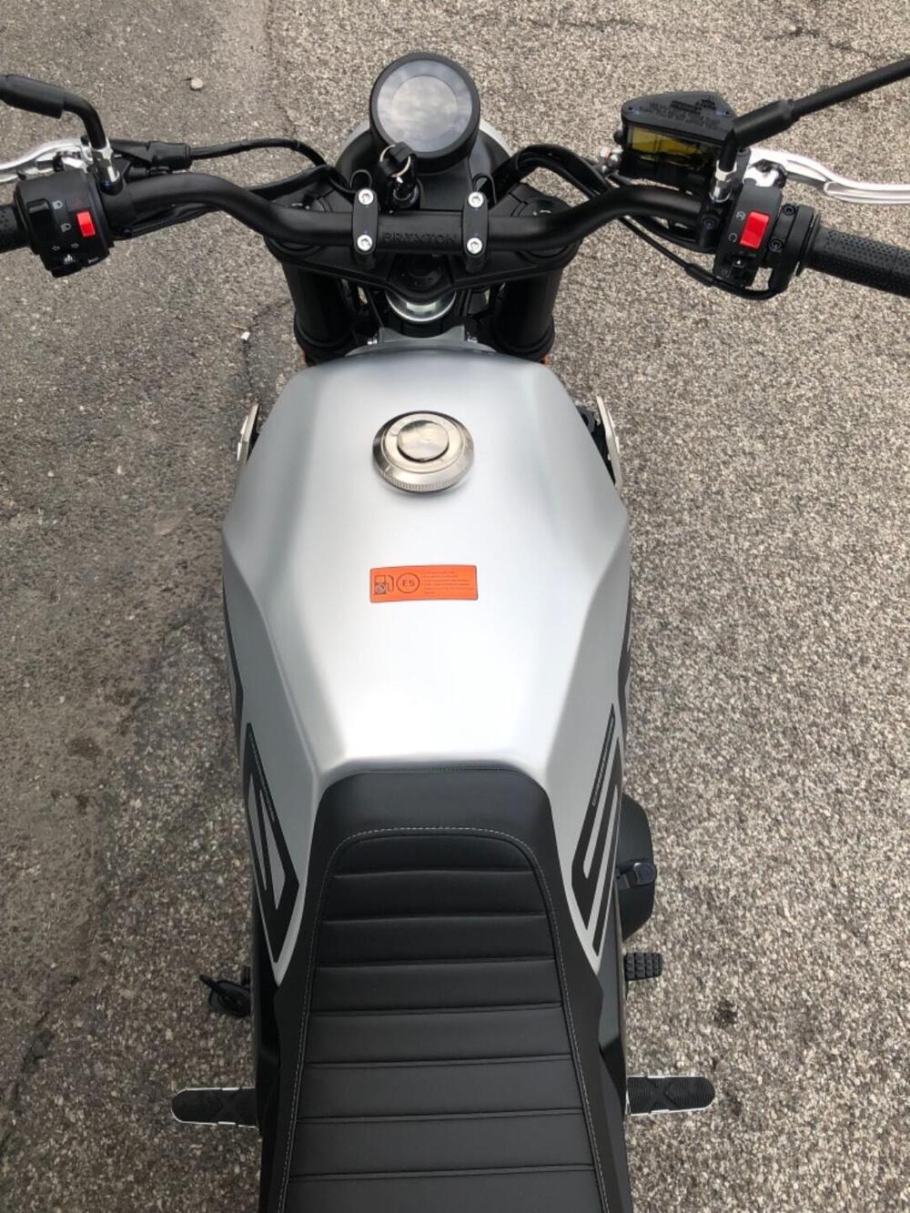 Brixton Motorcycles Crossfire 500 X (2021 - 25) (5)