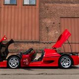 Ferrari F50 all'asta per 3,5 milioni: una benedizione per i paperoni con il manico