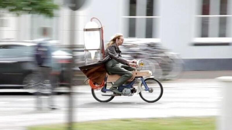 La moto a metano esiste, ma non si guarda [VIDEO VIRALE]