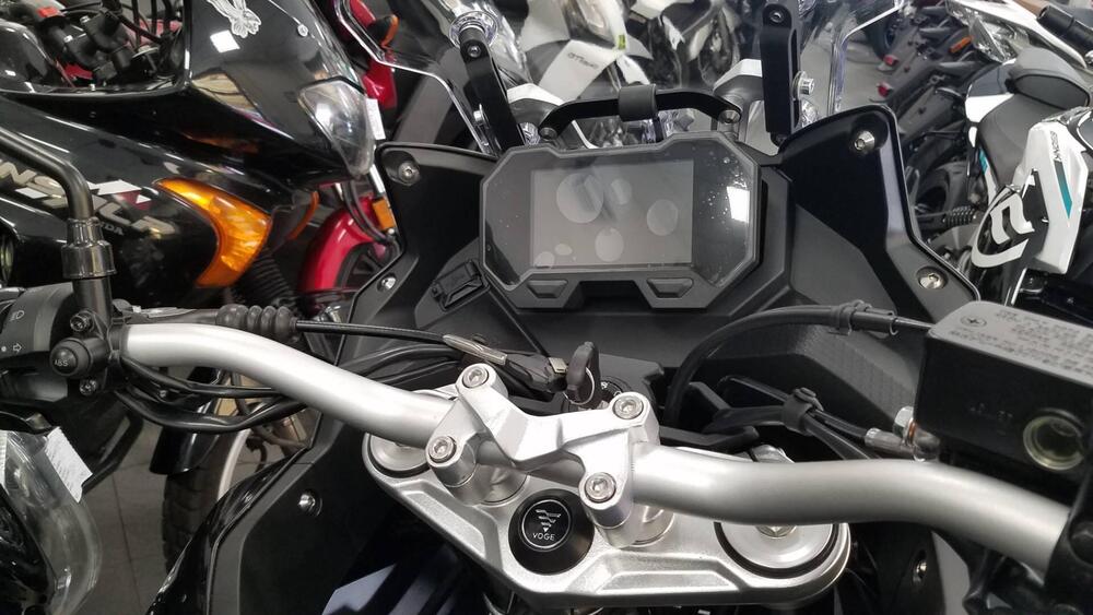 Voge Valico 650DSX (2021 - 24) (7)