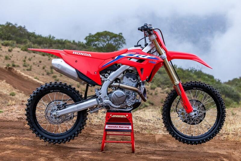 Honda CRF250R: ecco la 2022. Foto e dati