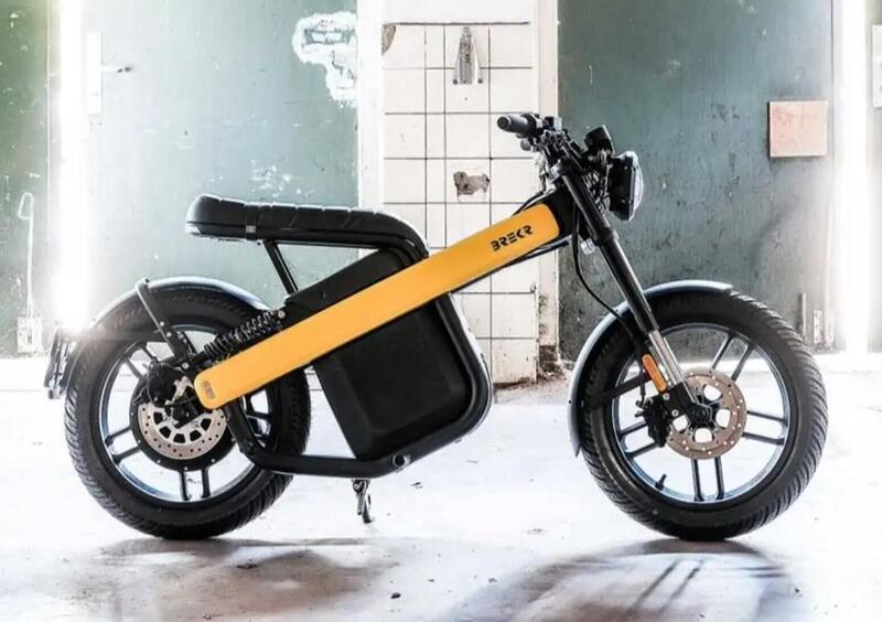 BREKR Model B. Lo scooter elettrico che rompe gli schemi 