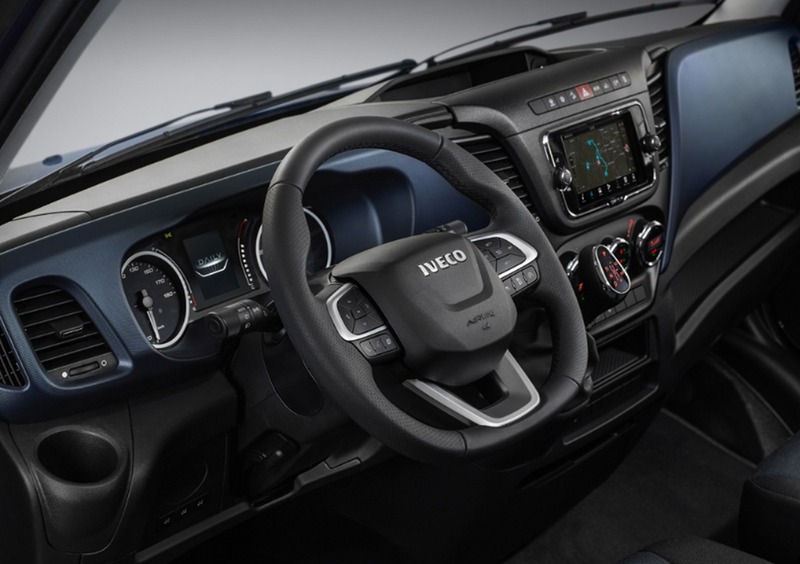 Iveco Daily Furgone (13)