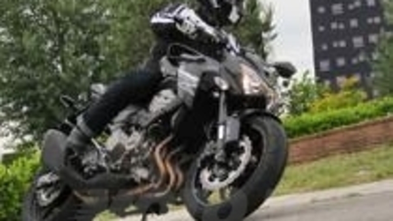 Kawasaki Z800e ABS