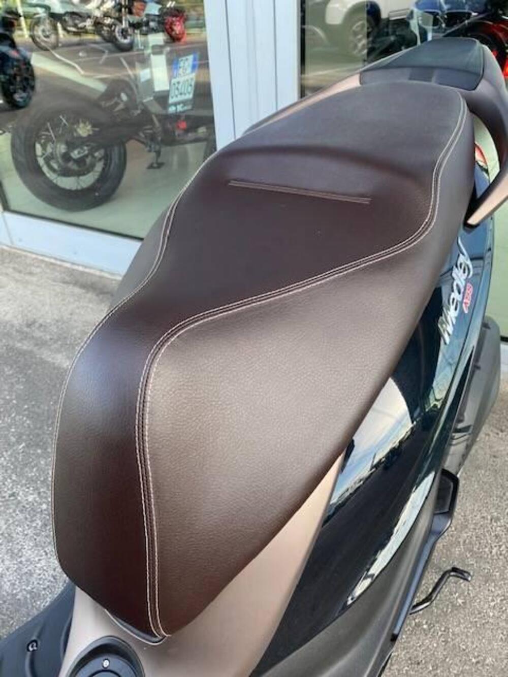 Piaggio Medley 150 ABS (2021 - 25) (9)