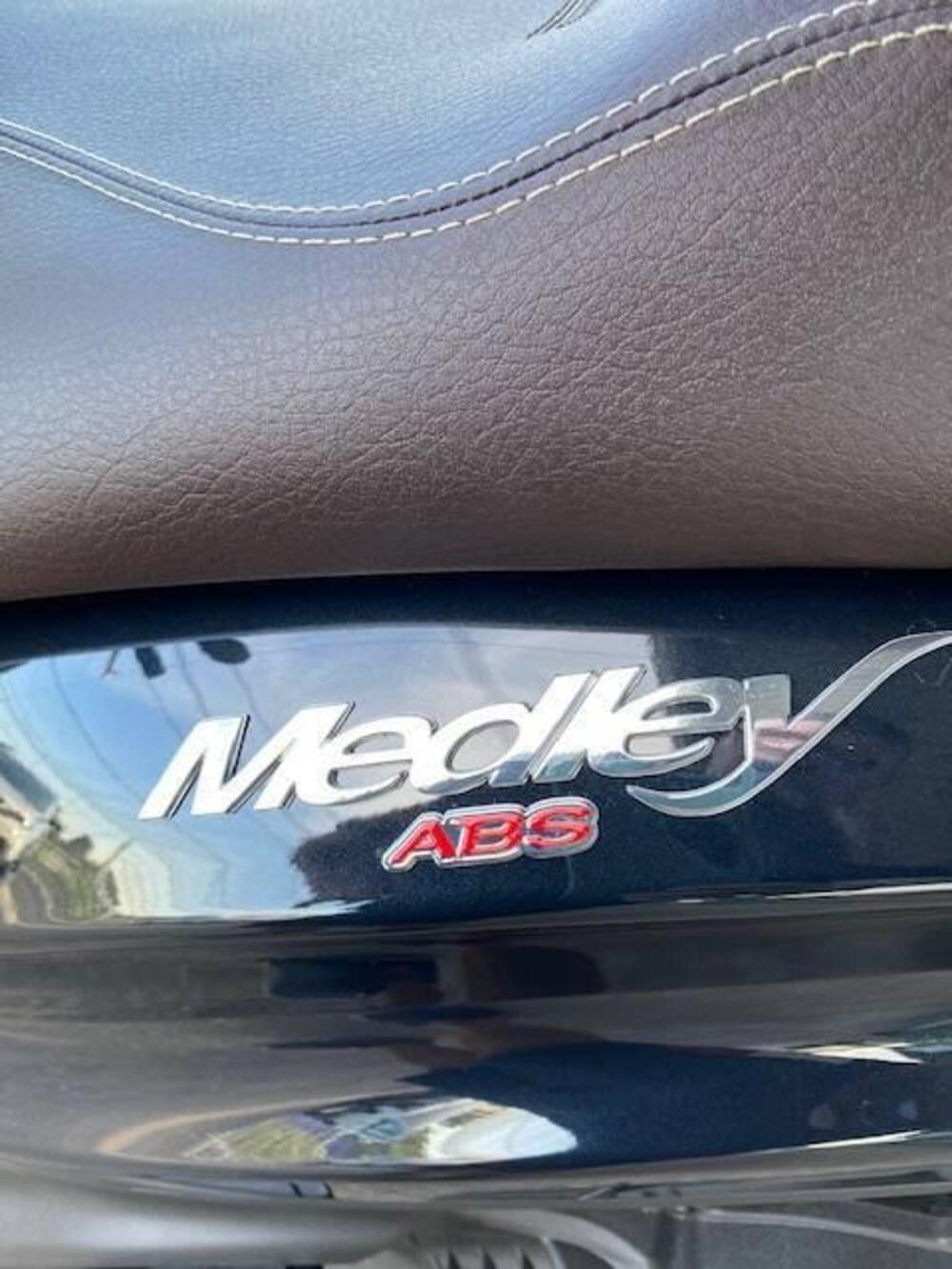 Piaggio Medley 150 ABS (2021 - 25) (14)
