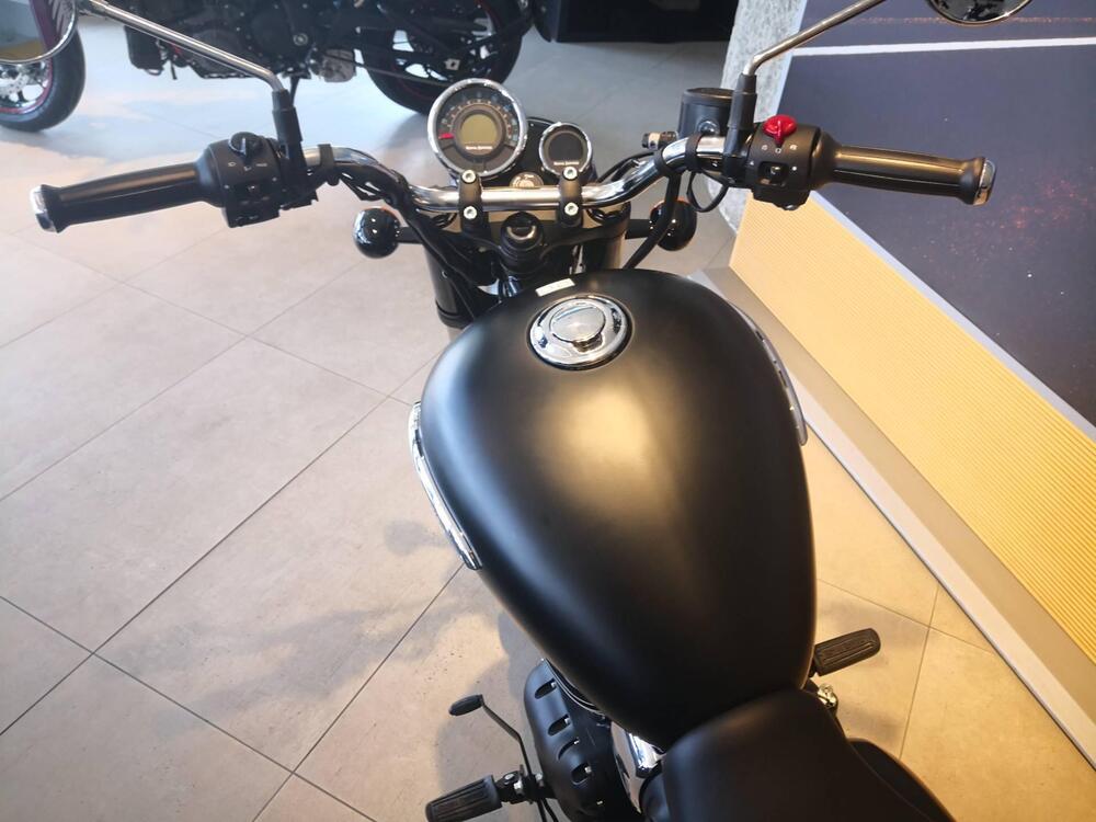 Royal Enfield Meteor 350 Stellar (2021 - 26) (15)
