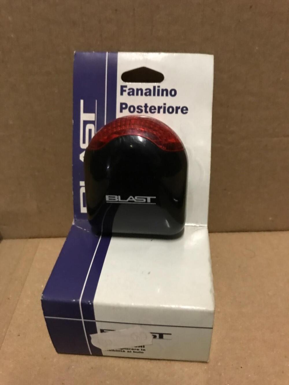 Fanalino posteriore Blast