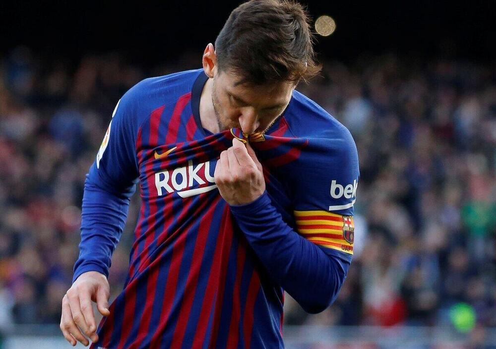 Divorzio e misteri su Leo Messi. Il Barcelona scarica le colpe, lui non voleva andare via. Di chi sono le colpe?