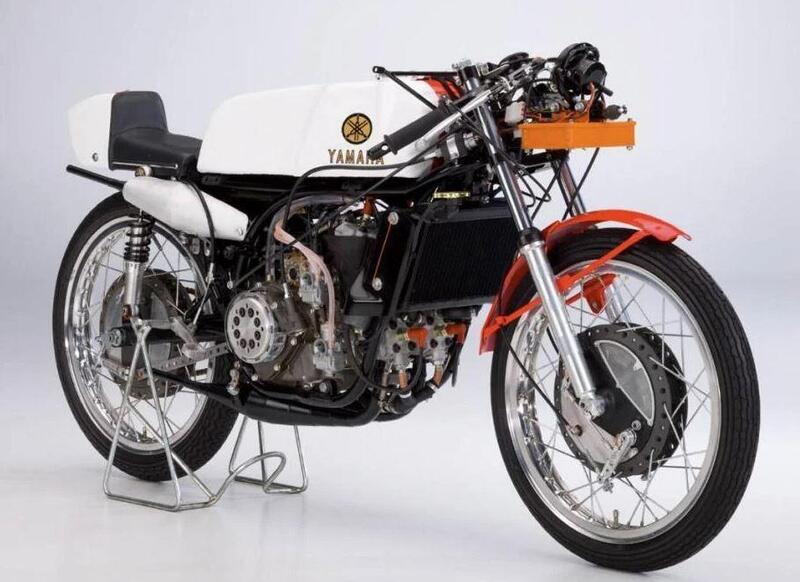 La Yamaha 125 V4, RA31A del 1967