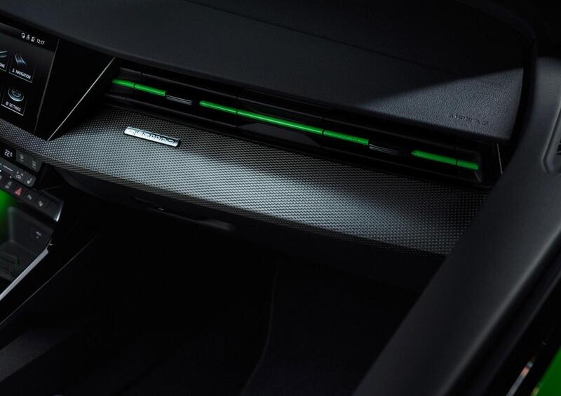 Audi RS 3 (2021-->>) (38)