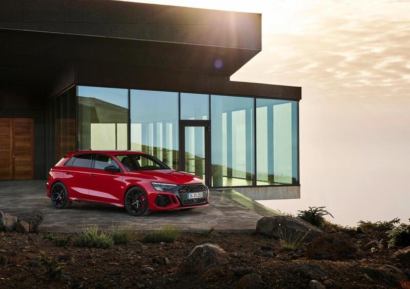 Audi RS 3 Sportback (2021-->>) (32)