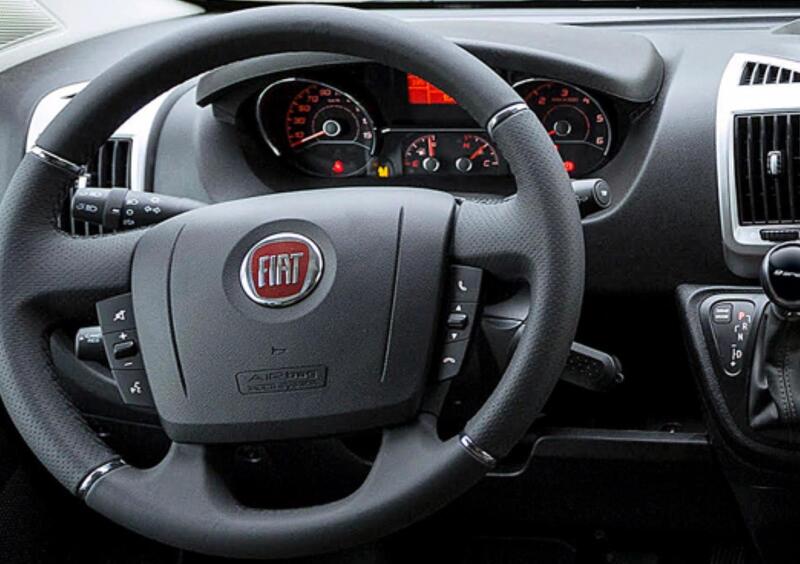 Fiat Ducato Furgone vetrato (2006-23) (10)