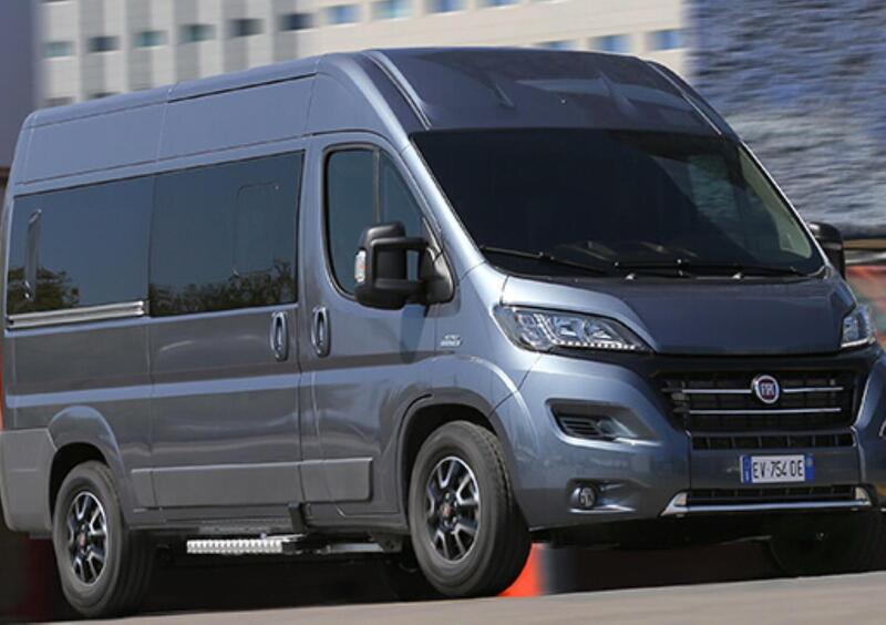 Fiat Ducato Furgone vetrato (2006-23) (8)