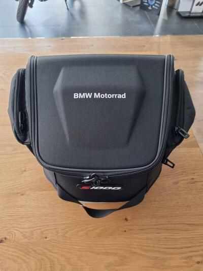 Tasca posteriore BMW S 1000 RR