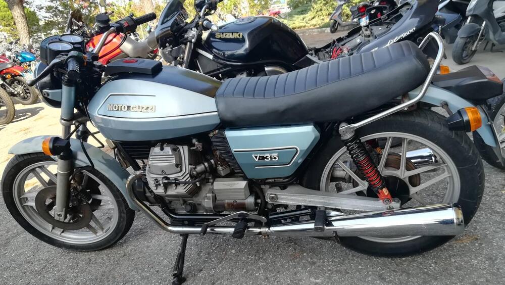 Moto Guzzi V35  (9)