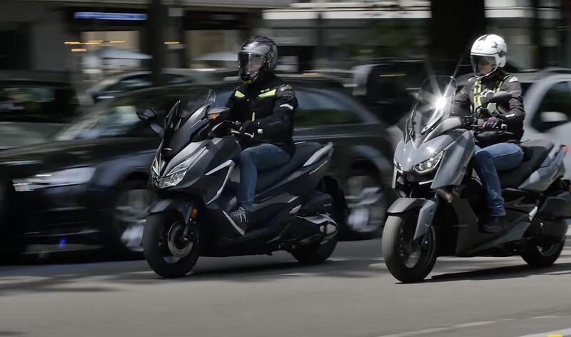 Honda Forza 350 VS Yamaha XMAX 300: la sfida infinita