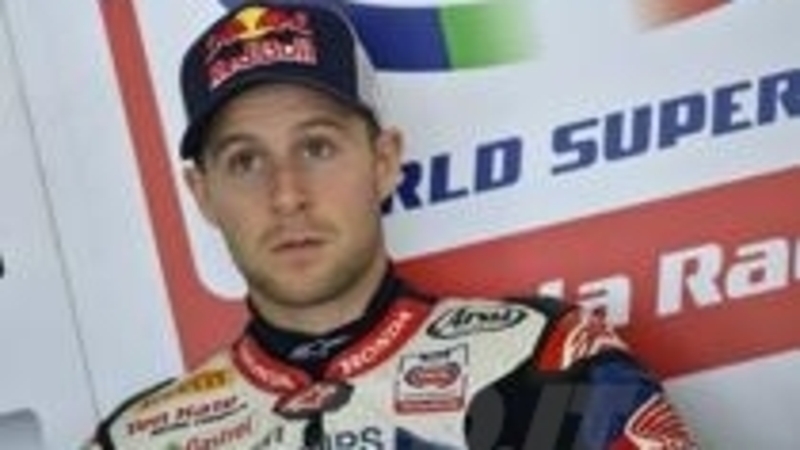 SBK. Il team Pata Honda SBK conferma Haslam e Rea per il 2014