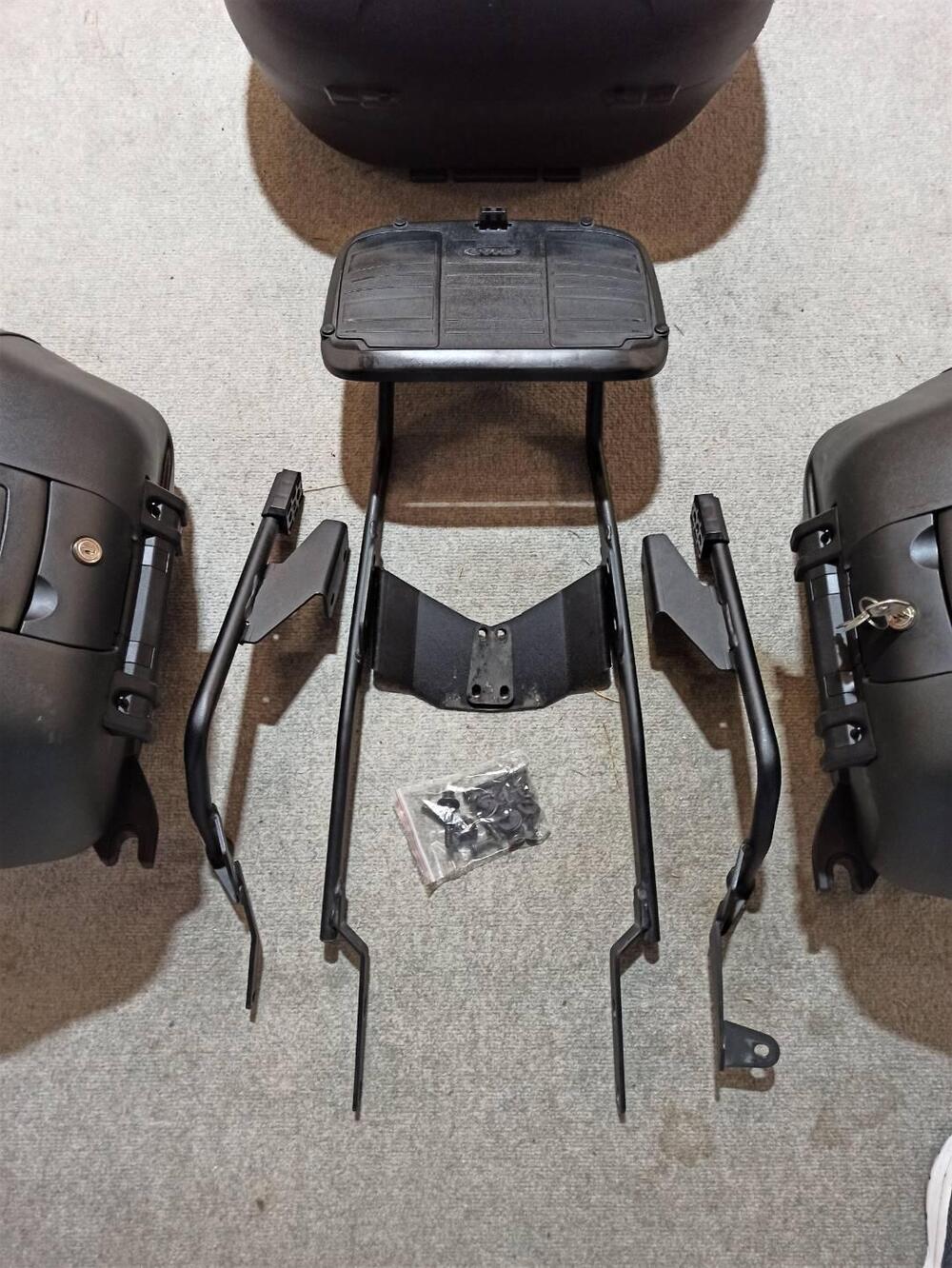 Kit Attacchi Valigie SHAD Honda CB500 F - CBR500 R (8)