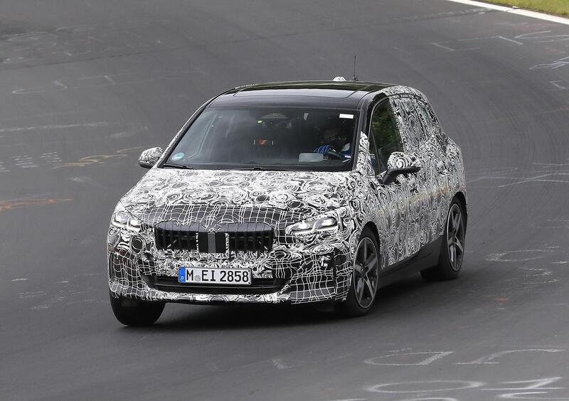 Le prime immagini spia della nuova Bmw Serie 2 Active Tourer