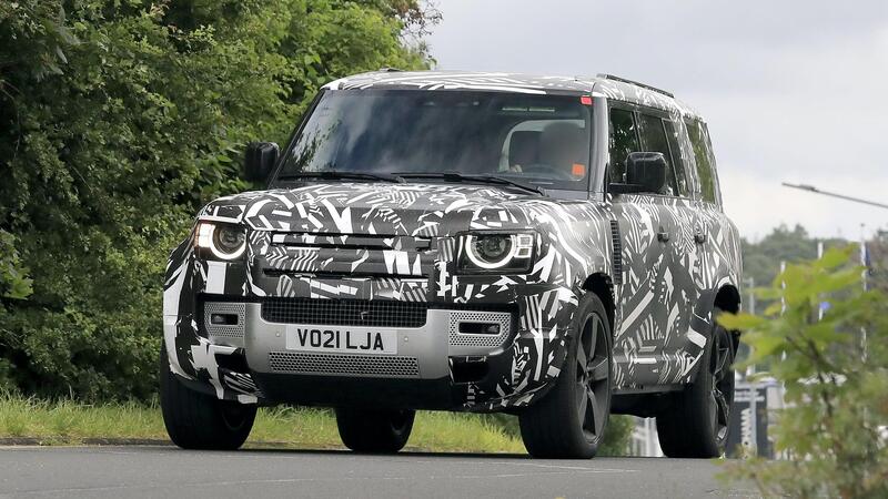 Land Rover Defender 130: le prime foto spia