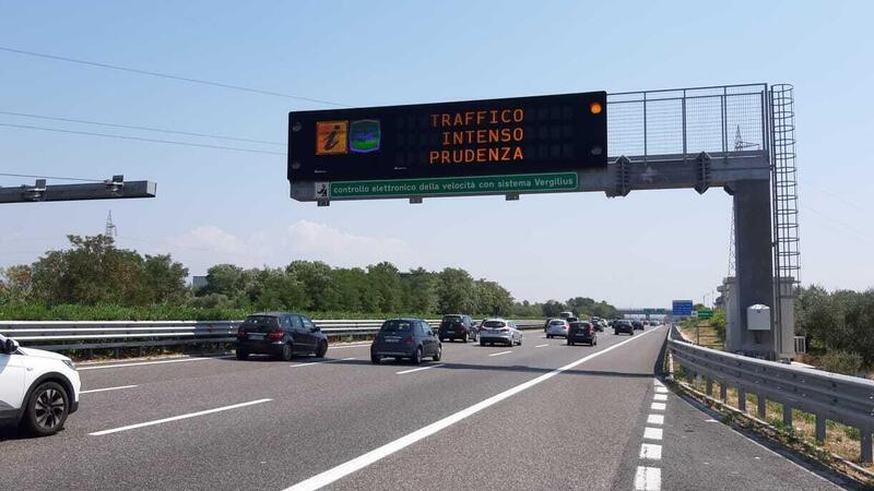 Fine agosto di rientro o partenza, previsioni traffico intenso: ecco le autostrade coinvolte [code]