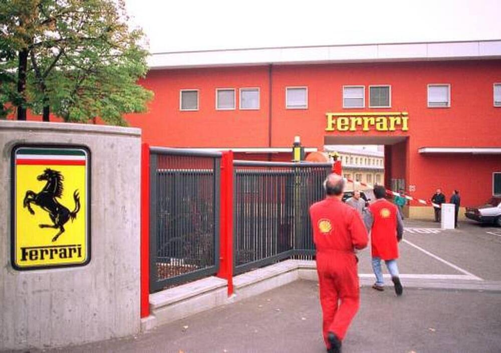 Maranello, spy story in casa Ferrari: copiata una supercar. Procura della Repubblica al lavoro