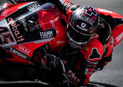 SBK 2021. GP di Navarra: Scott Redding vince Gara1