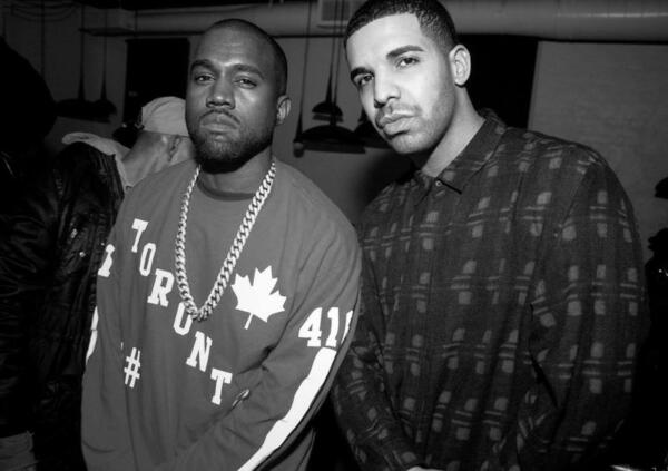 Kanye West &egrave; pazzo e pubblica sui social l&rsquo;indirizzo di casa di Drake. Lo scontro tra i due rapper si &egrave; riacceso: ecco il riassunto delle puntate precedenti