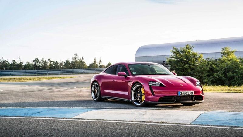 La Taycan si rinnova, Colori tra i pi&ugrave; forti di Porsche e autonomia estesa