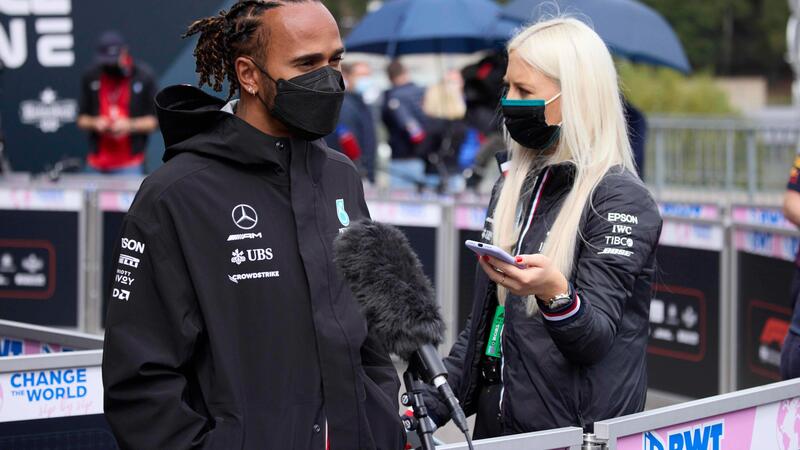 F1, Hamilton: &quot;La battaglia con Verstappen sar&agrave; ancora pi&ugrave; dura&quot;