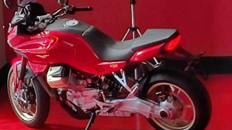 Moto Guzzi V100 Sport Tourer: motore a V raffreddato ad acqua, 120 cavalli! SCOOP