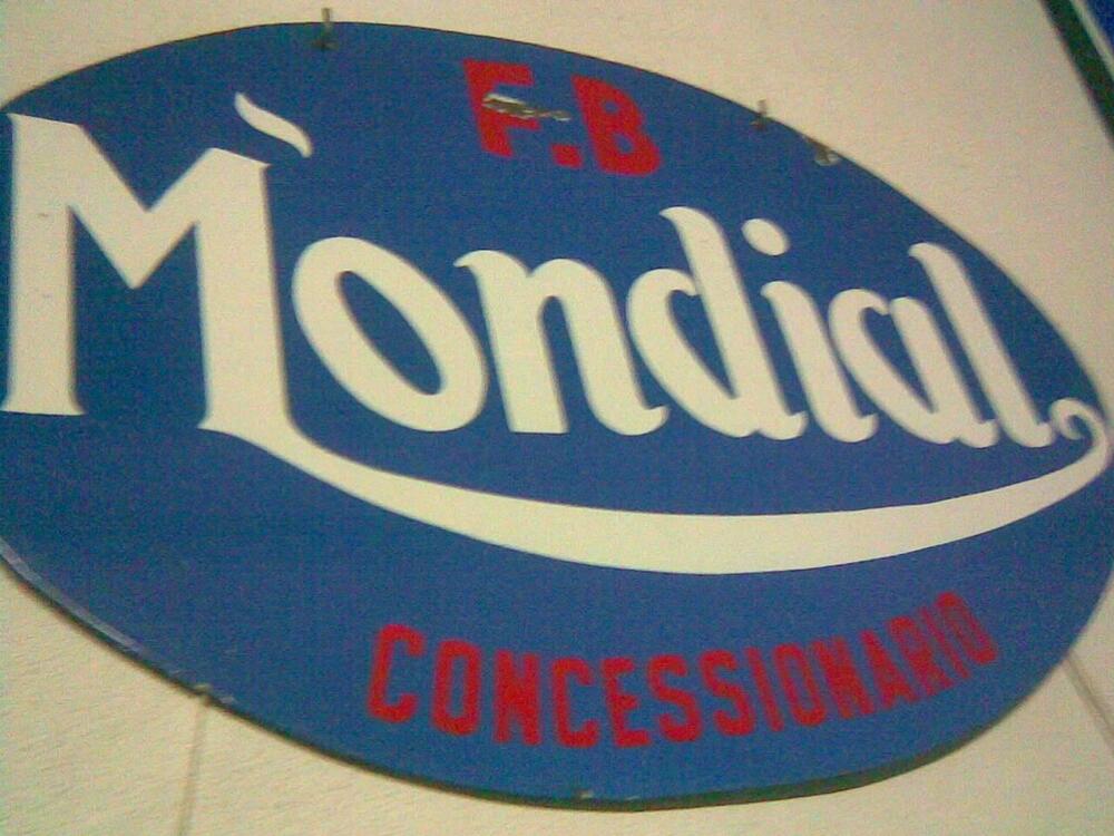 Cartello pubblicitario bifacciale Mondial (2)