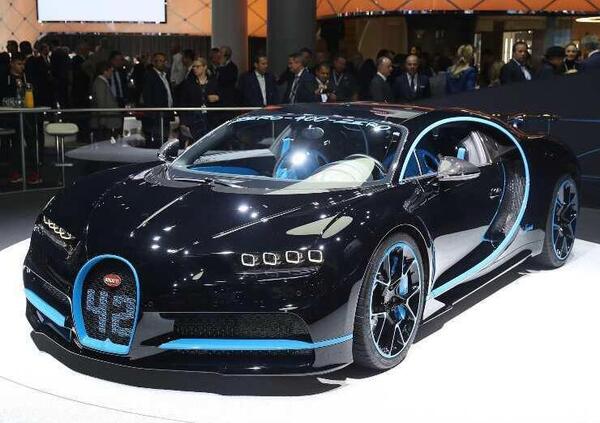 C&rsquo;&egrave; un clone cinese elettrico della Bugatti Chiron. E costa pochissimo: ecco come comprarlo