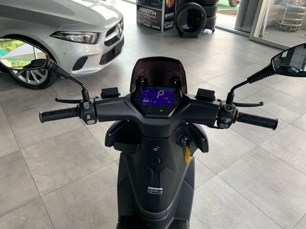 Lifan E4 L1e Doppia Batteria (2021 - 25) (9)