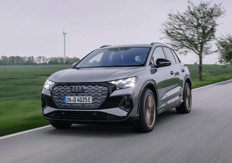 Audi Q4 (2021-->>) (9)