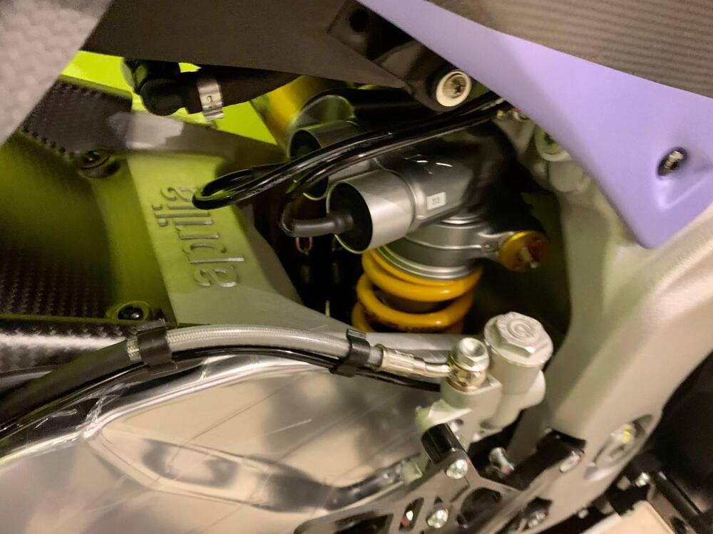 Aprilia Tuono V4 X (2020) (4)